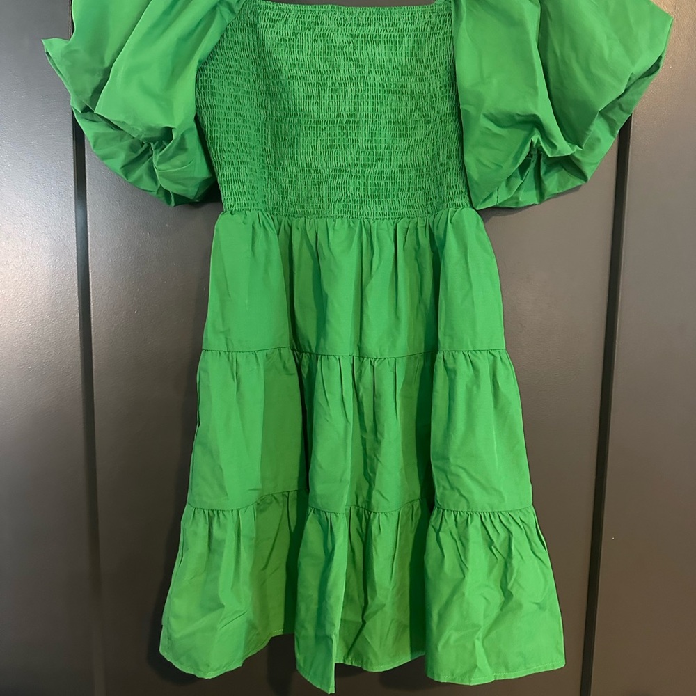 Entro Vibrant Green Dress with Puff Sleeves